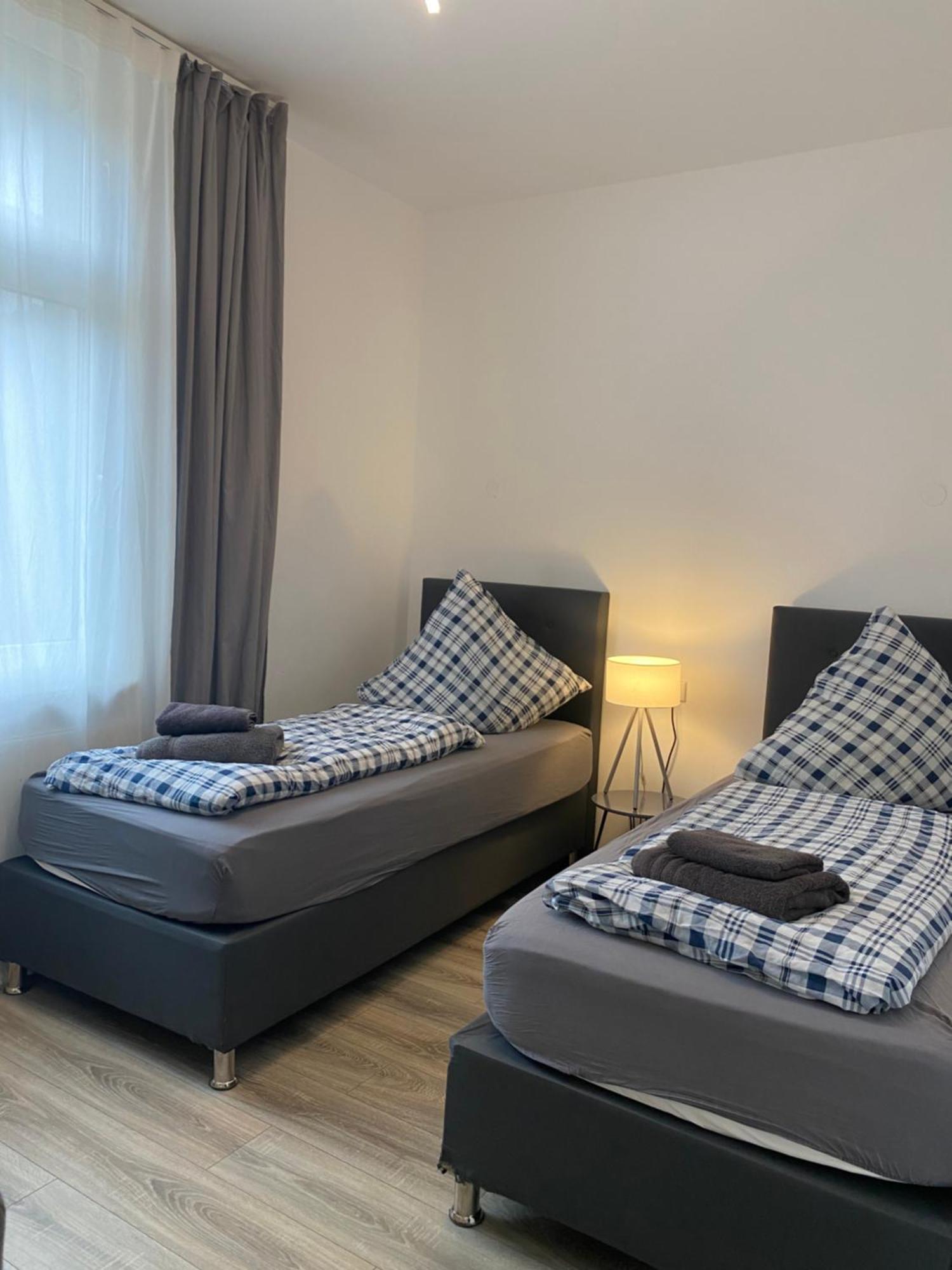 Apartments - Free Parking - Wifi - Kitchen إسن المظهر الخارجي الصورة