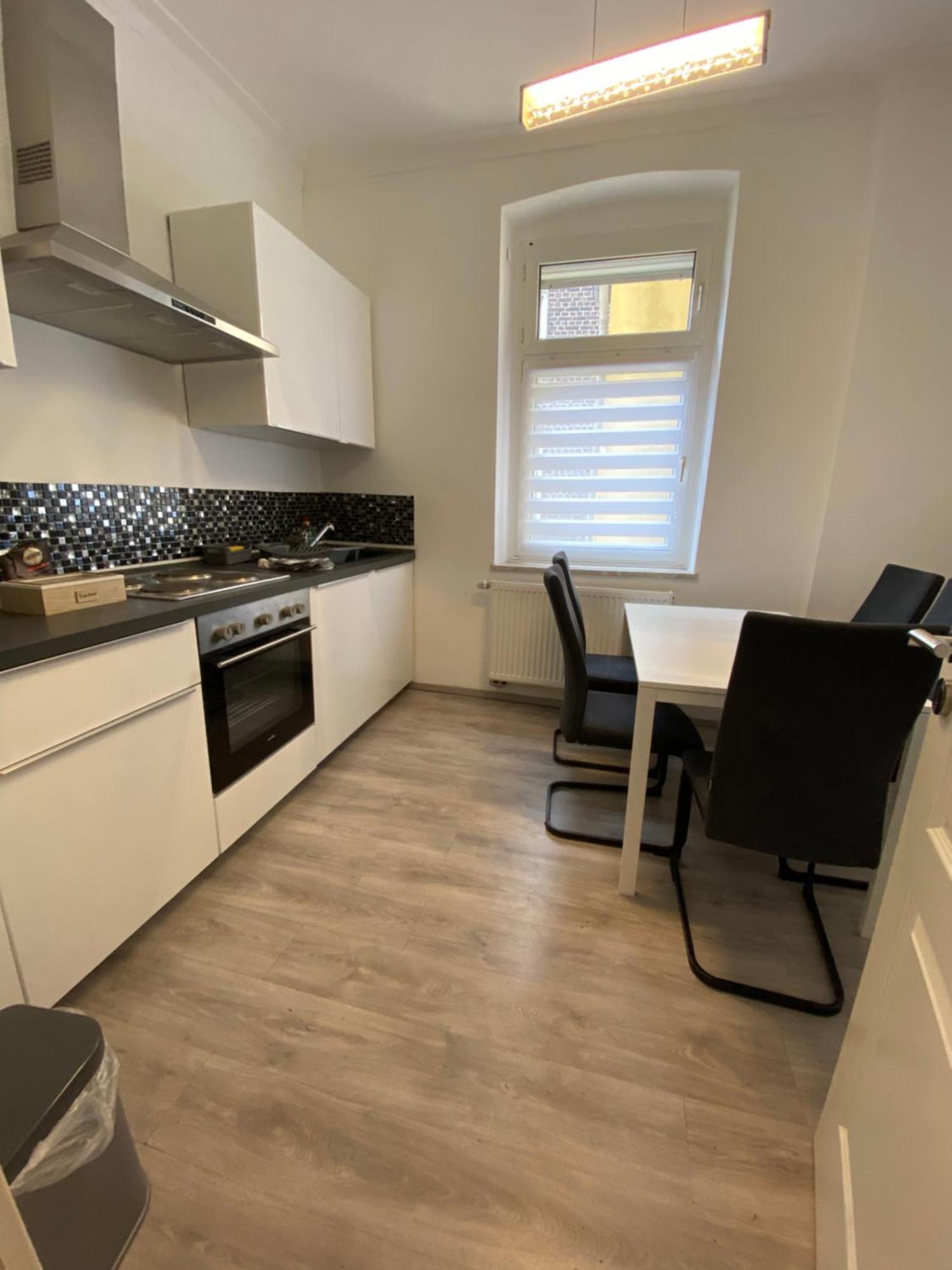 Apartments - Free Parking - Wifi - Kitchen إسن المظهر الخارجي الصورة