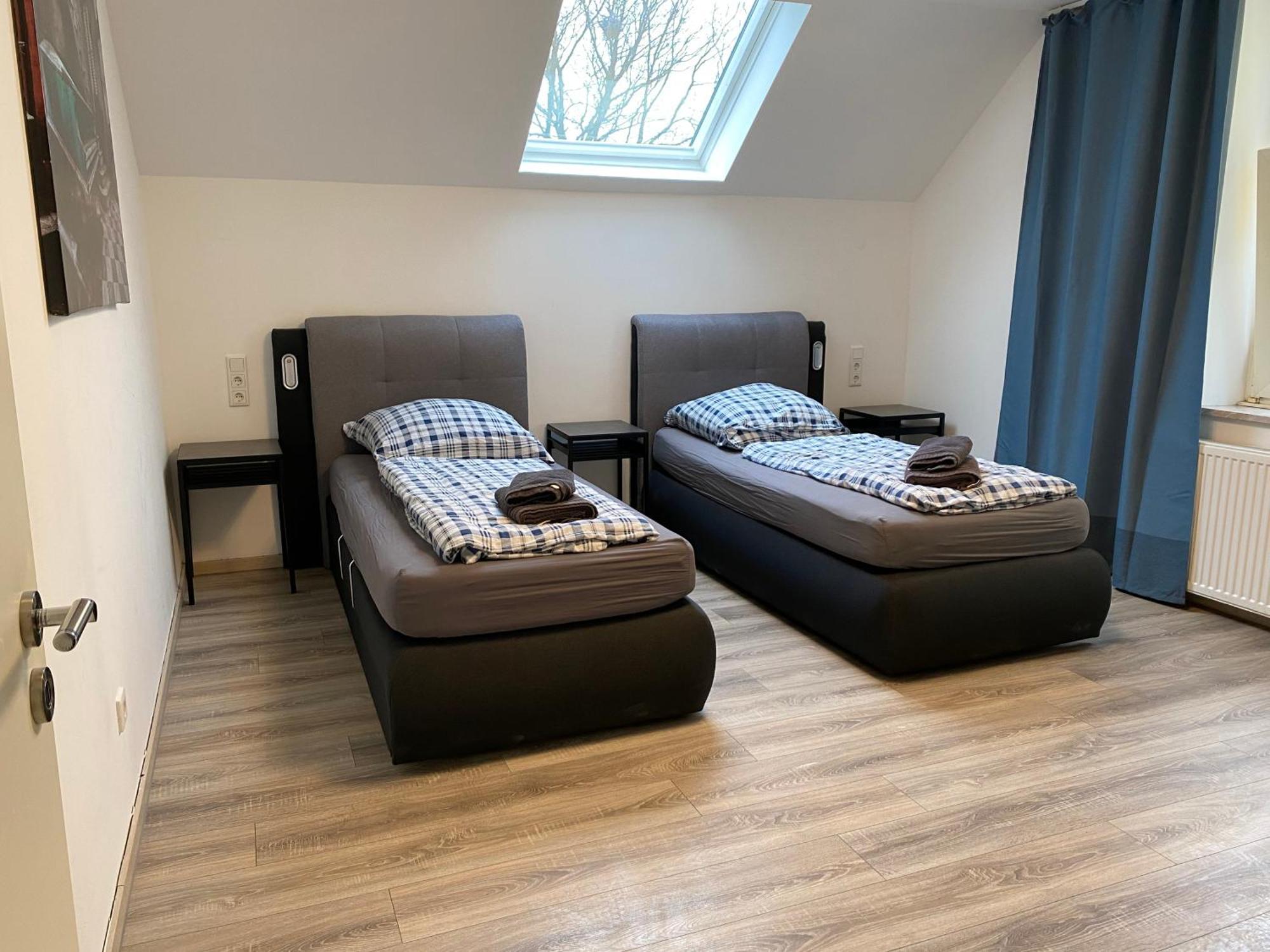 Apartments - Free Parking - Wifi - Kitchen إسن المظهر الخارجي الصورة